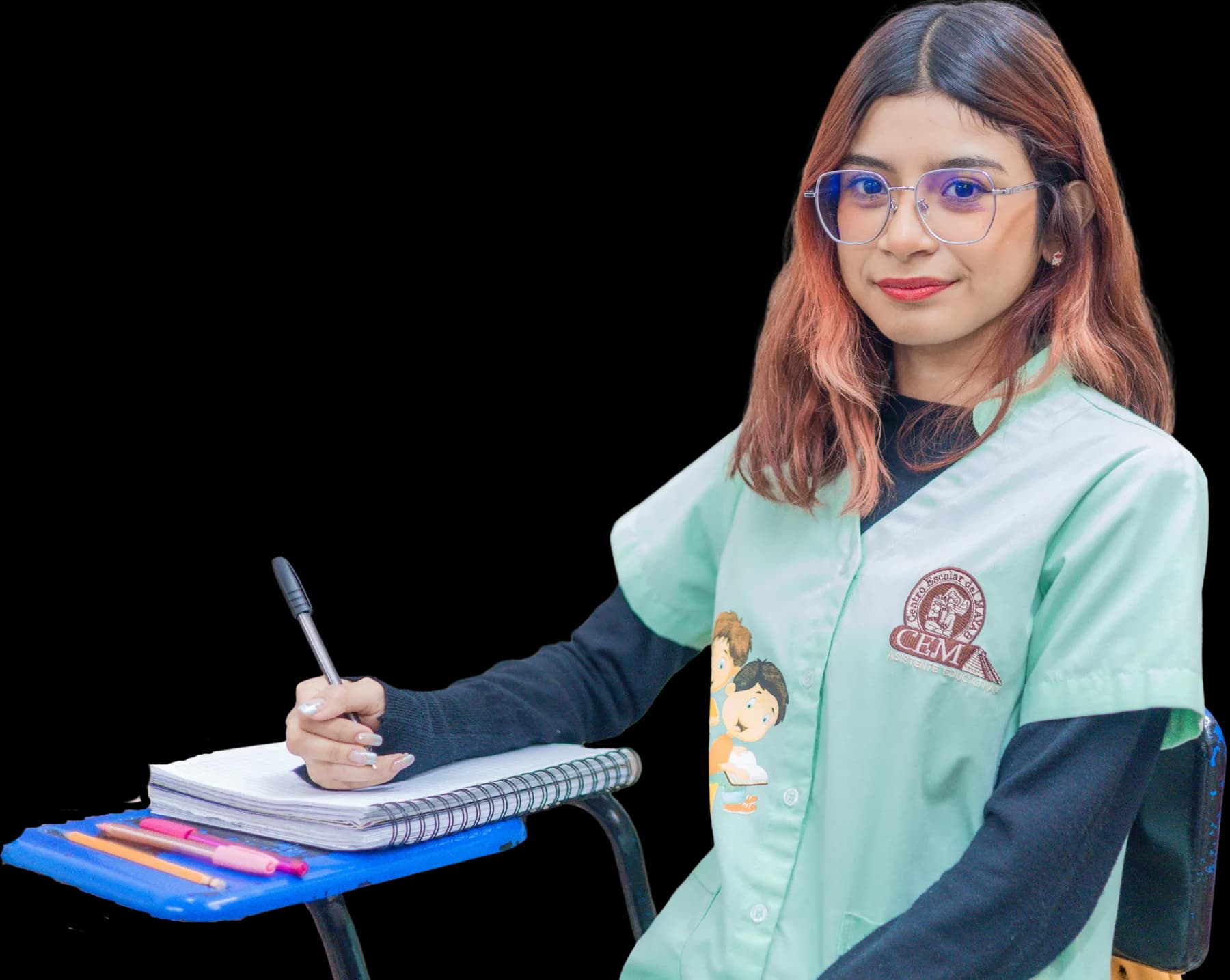 Alumna de Asistente Educativo del Centro Escolar del Mayab en clase